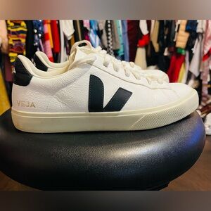 Veja Campo Leather Sneakers